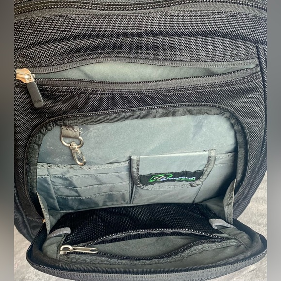 Brenthaven Metrolite Backpack XF - Picture 2 of 7